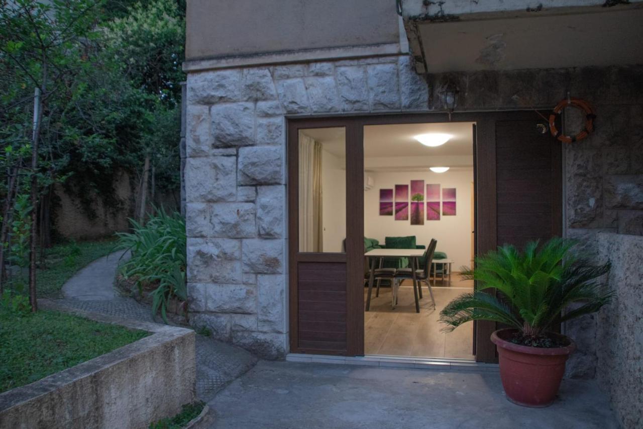 Cosy Charming Apartment Near The Palace Split Exterior photo